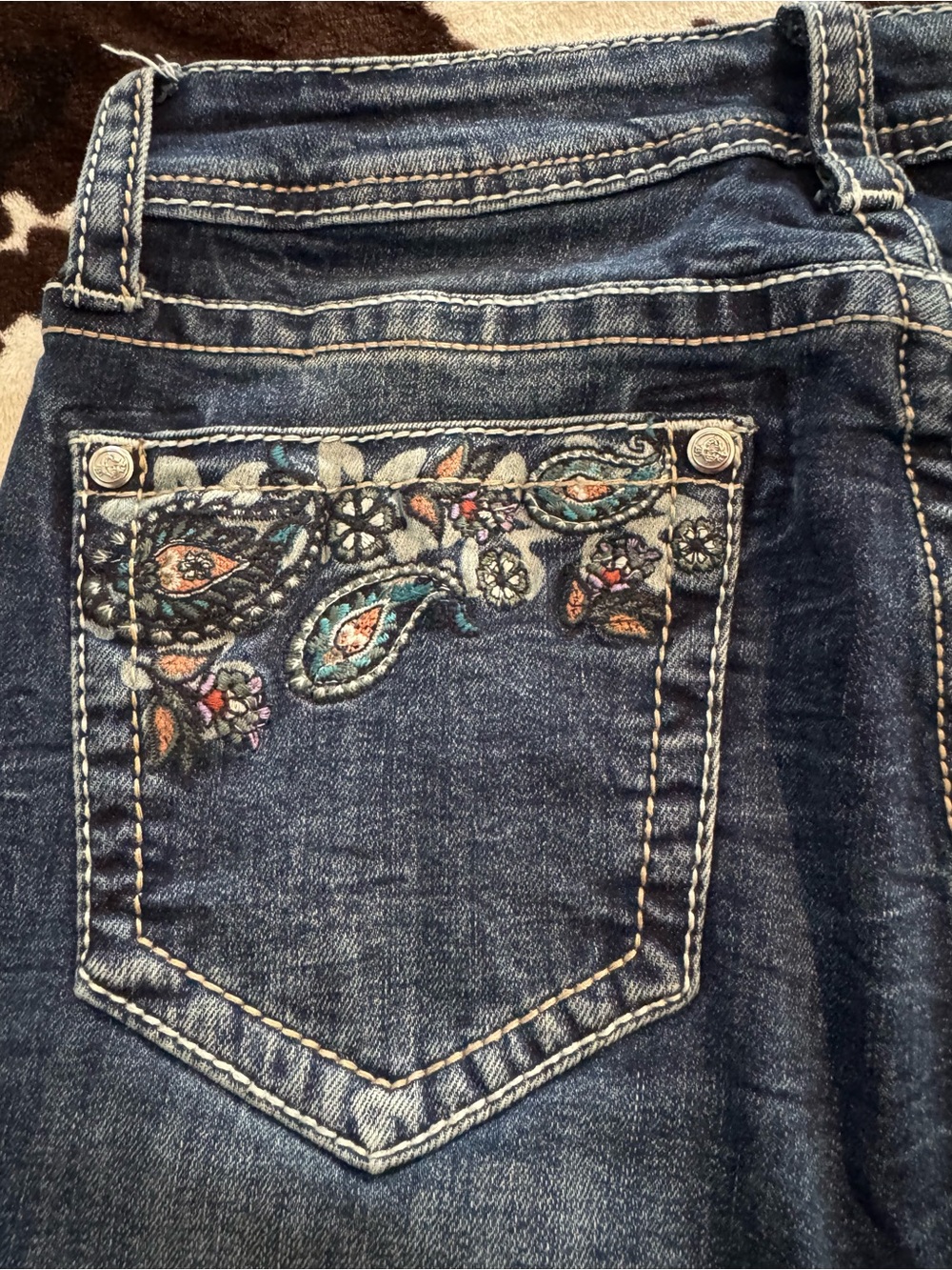 Grace Blue Denim Flare Jeans with Multicolor Paisley Embroidery - Picture 8 of 9